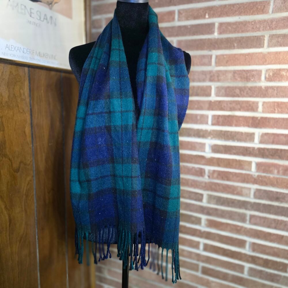 Cashmè Italian Plaid Scarf Blue Green Blackwatch Tartan Fringe 100% Acrylic